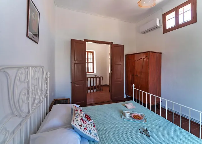 펜션 Traditional 3 Bedroom House In The Old Town Rhodes City