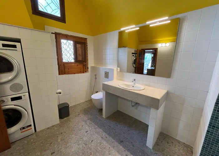 펜션 Traditional 3 Bedroom House In The Old Town