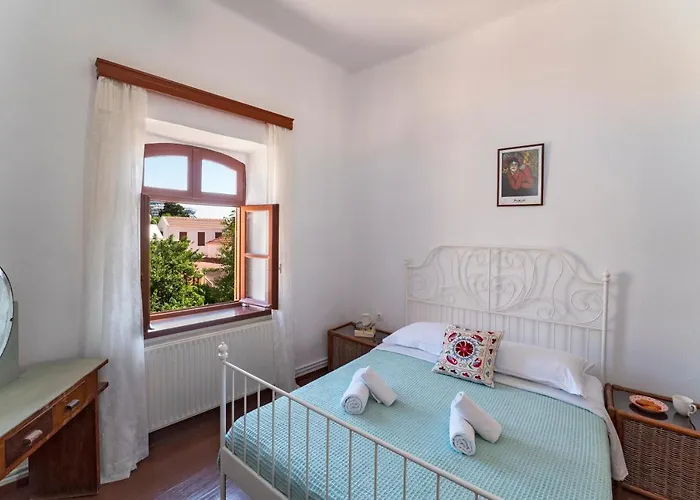 Holiday home Traditional 3 Bedroom House In The Old Town