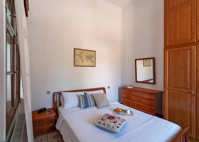 Traditional 3 Bedroom House In The Old Town * Rhodes City