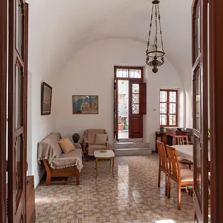 Casa Loza Traditional 3 Bedroom House In The Old Town Rhodes City