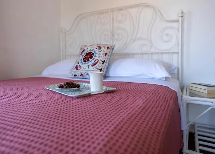 Traditional 3 Bedroom House In The Old Town *