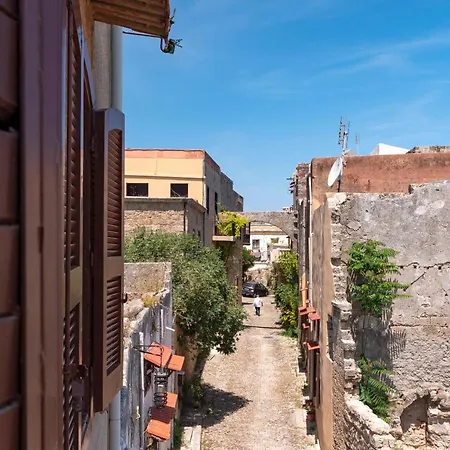 Prázdninový dům Traditional 3 Bedroom House In The Old Town Rhodes City